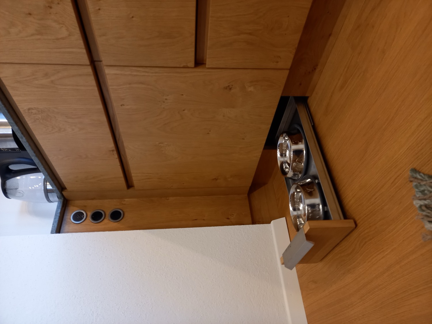 Moderne Wohnküche von Kollmann Wohndesign