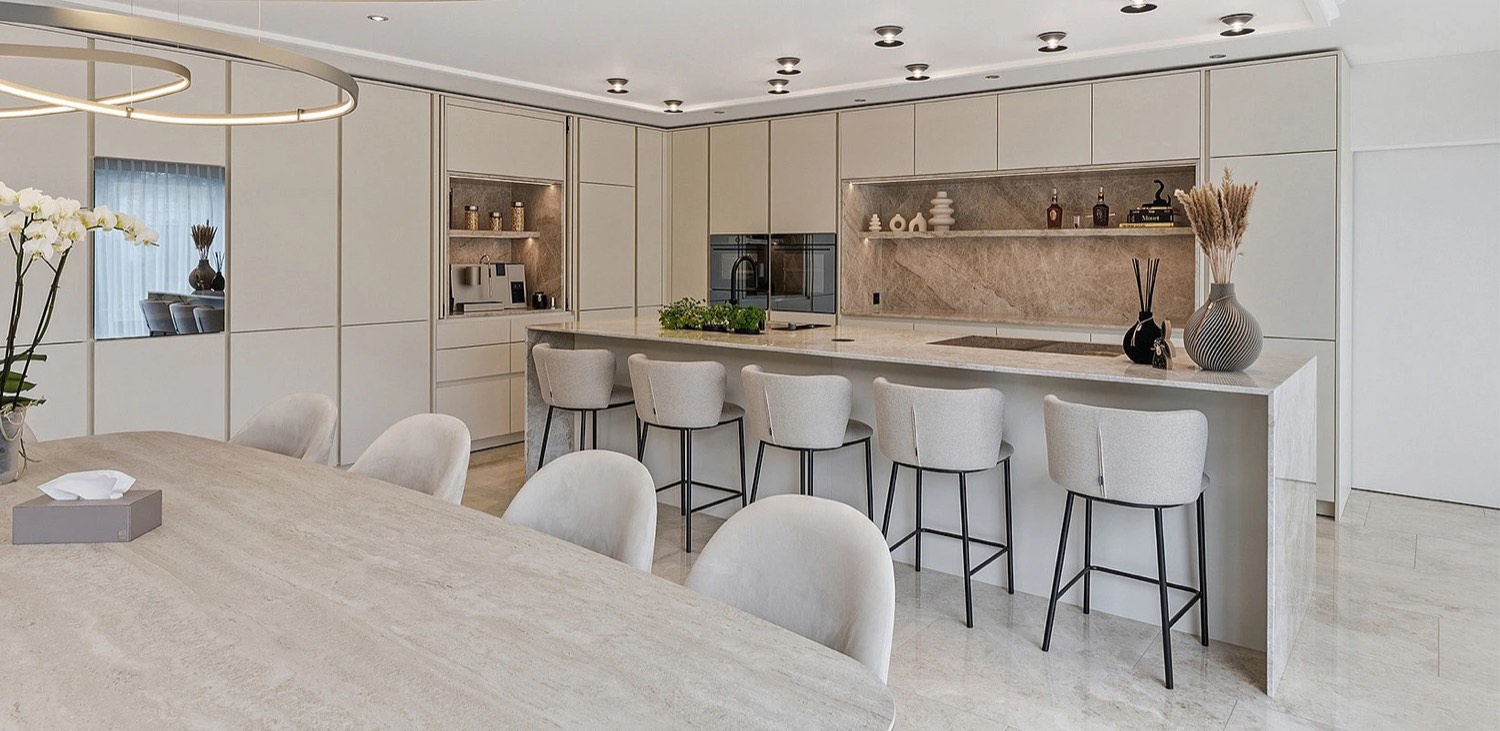 Moderne Küche – Kollmann Wohndesign